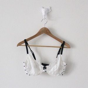 Victoria’s Secret Polka Dot Floral Lace Black and White Unlined Demi Bra